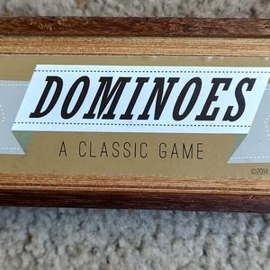 Dominoes game set